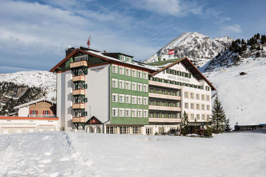 Hotel Edelweiss Zürs Exteriör bild